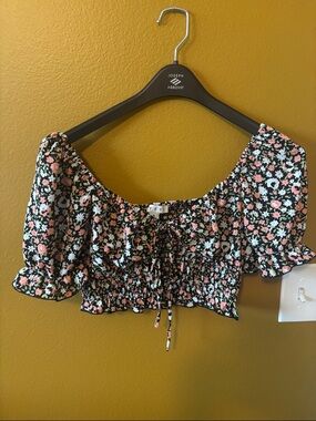 Floral Off-Shoulder Cropped Top - Black with Pink & White Flowers